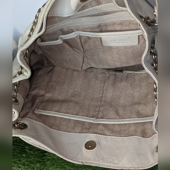 Michael Kors Ivory Leather Purse Gold Metal Chain Shoulder Bag Jet Set Tote Crea - Picture 6 of 15